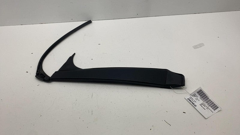 103236400C ⭕ 2016-2020 Tesla Model X Right B-Pillar Applique Glass w/ Seal RH 1032364-00-C