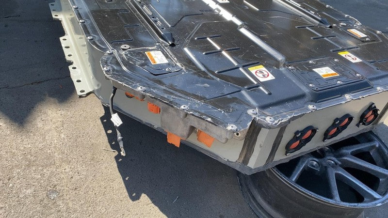 ⭕ 2022-2024 Rivian R1T R1S Large Battery Pack 141kWh Lithium Module Assembly