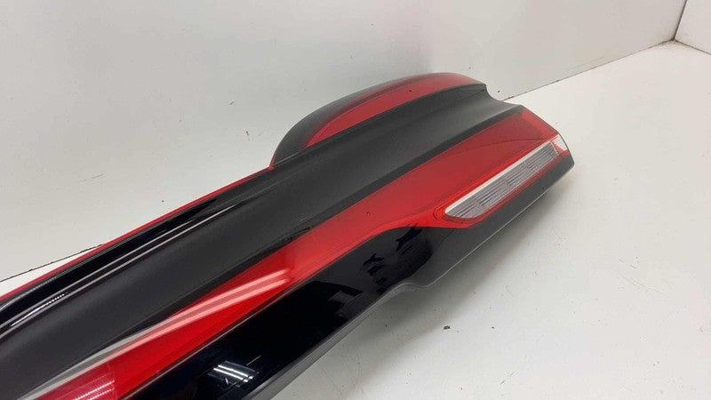 ⭕2021-2025 Chrysler Pacifica Rear Center LED Tail Light Lamp 3rd Brake Light OEM