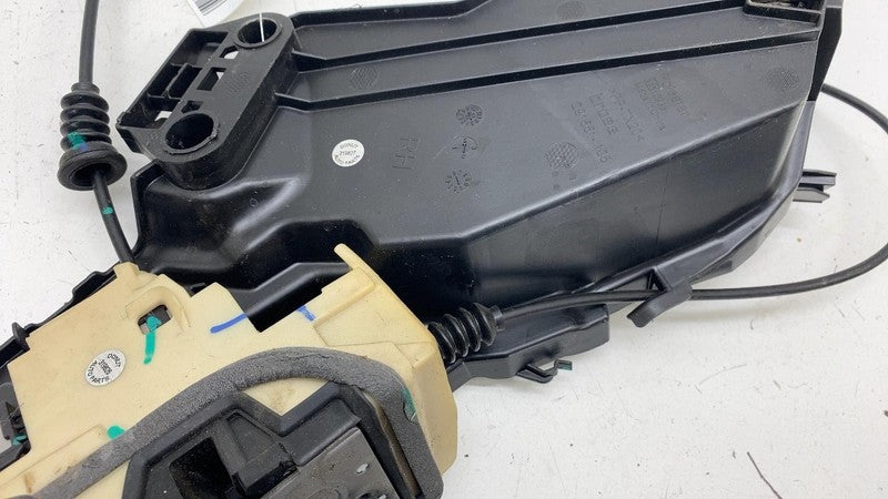 32310938 ⭕ 21-23 Polestar 2 Rear Passenger Side Door Lock Latch Actuator Right 32310938