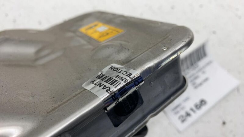 E1 122R-00 0482 2017-2023 Chrysler Pacifica Radiator Fluid Heating Module Assembly E1122R000482