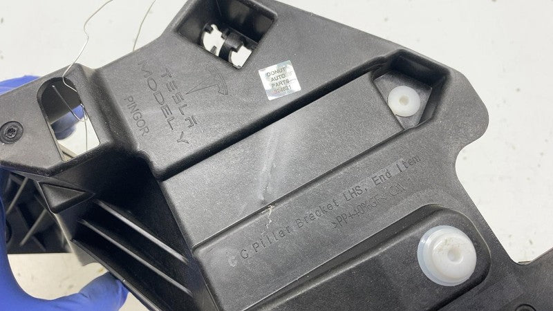 ⭕20-24 Tesla Model Y Rear Driver Side C-Pillar Bracket Support Left 15