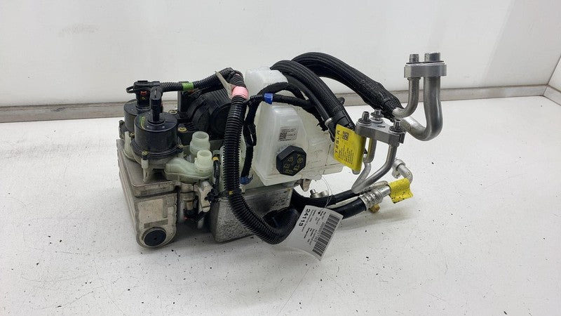 2020-2024 Tesla Model Y Supermanifold Refrigerant Chiller w/ Coolant Reservoir