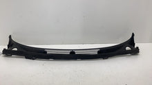 ⭕ 2014-2021 BMW i3 I01 Front Windshield Cowl Grille Vent Panel Cover 51717302234