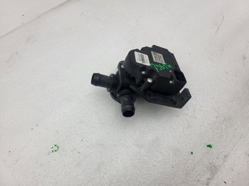2012-2020 Tesla Model S Coolant Pump Cooling Valve Actuator 4-Way 6007370-00-B
