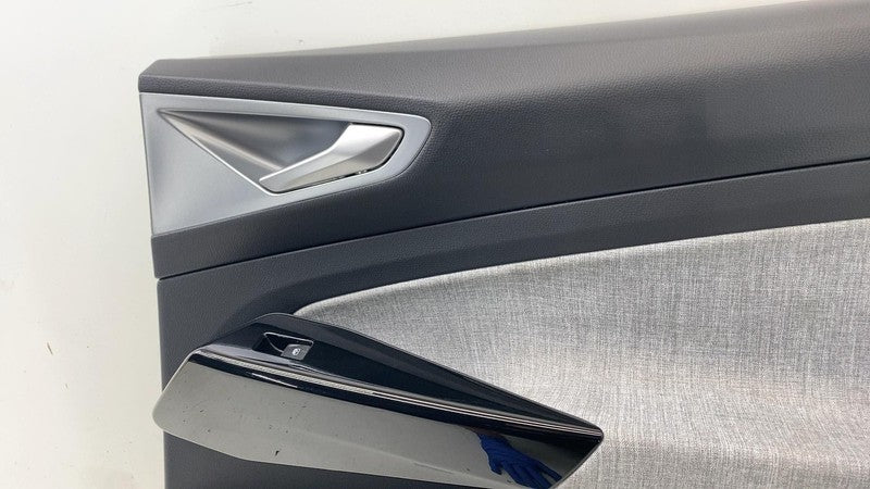 Rear Door Trim Panel VOLKSWAGEN ID4 Right 25