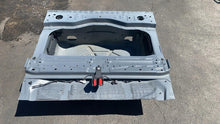 ⭕ 2022 2023 2024 Rivian R1S Rear Bucket Assembly (Beside Spare Tire) PT00050806