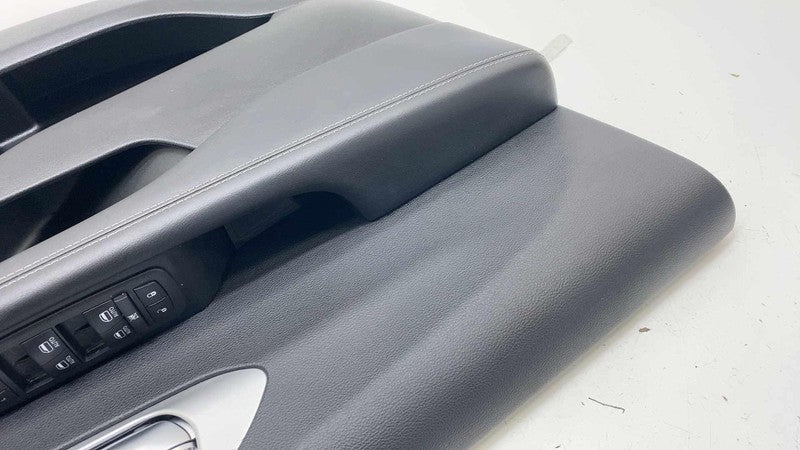 7TF911ZAAA ⭕ 17-25 Chrysler Pacifica Front Driver Side Interior Door Trim Panel Cover Left
