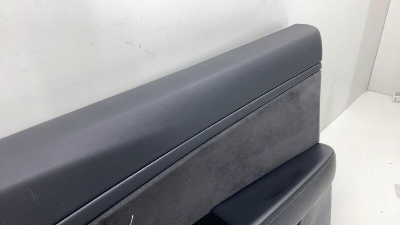 1090411-01-H ⭕ 2017-2020 Tesla Model 3 Front Right Interior Door Panel Trim Card 1090411-01-H