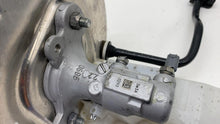 ⭕ 14-17 Mercedes-Benz B-Class W242 Power Brake Booster & Reservoir A2424300103