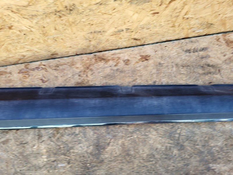 600587400G ⭕ 12-20 Tesla Model S Driver Rocker Panel Outer Sill Molding Left 6005874-00-G