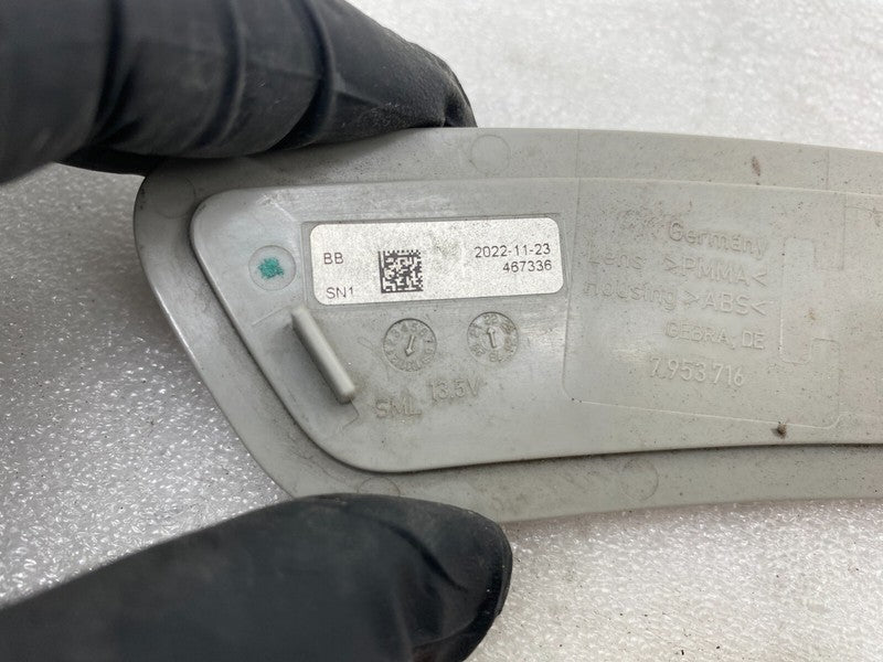 7953716 ⭕ 2022-2023 BMW iX Front Right Passenger Marker Light Reflector Right 7953716