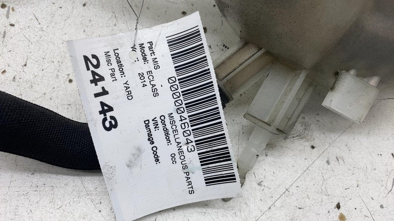 A 204 500 07 49 ⭕ 2010-2016 Mercedes E350 Coolant Overflow Expansion Tank Reservoir A2045000749