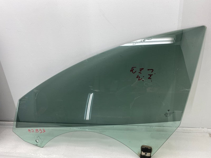 43R-004530 ⭕ 2017-2019 Tesla Model 3 Front Driver Side Door Window Glass Left Single Pane
