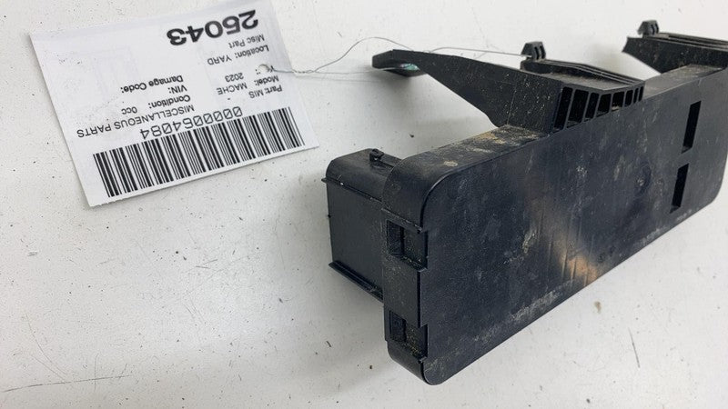 LJ8T-4D068HAC ⭕ 21-23 Mustang Mach-E Engine Bay Fuse Relay Junction Box Module LJ8T-14D068-HAC