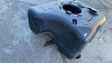 2018-2022 Ram 2500 3500 Diesel Exhaust Fluid DEF Tank Assembly 4122702AD