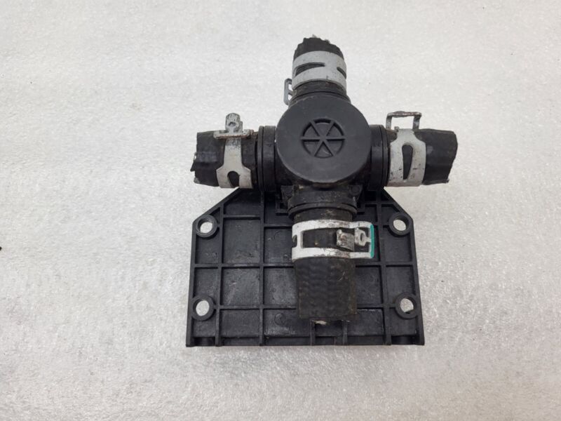 2012-2020 Tesla Model S Coolant Pump Cooling Valve Actuator 4-Way 6007370-50-E