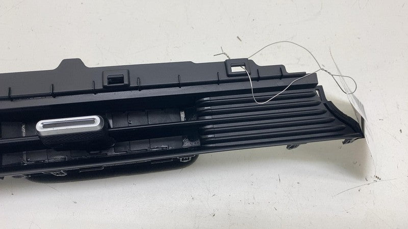 97410GI000 22-24 Hyundai Ioniq 5 Dash Center AC Air Vent Grille & Hazard Switch 97410-GI000