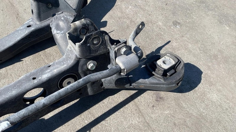 2016-2019 Mercedes-Benz GLE350 Rear Subframe Crossmember Cradle RWD Assembbly