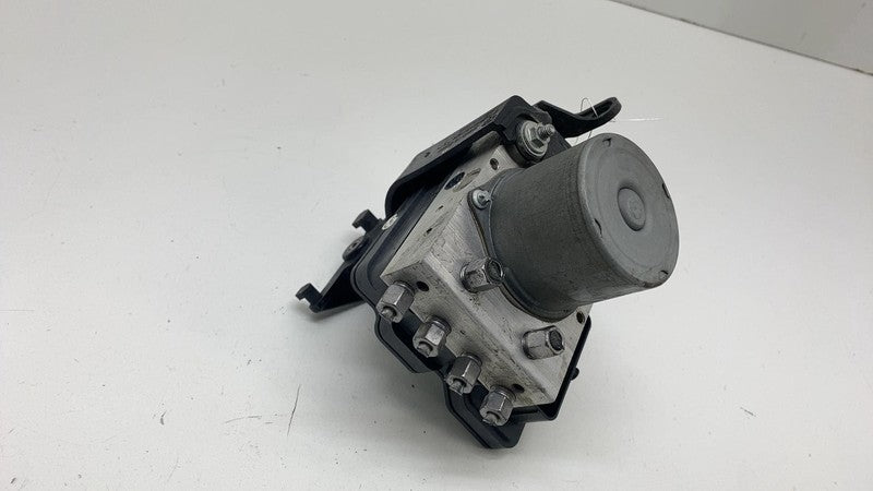 1044745 00 B 2017-2023 Tesla Model 3 M3 Anti-Lock Brake System ABS Pump Module Unit Assembly