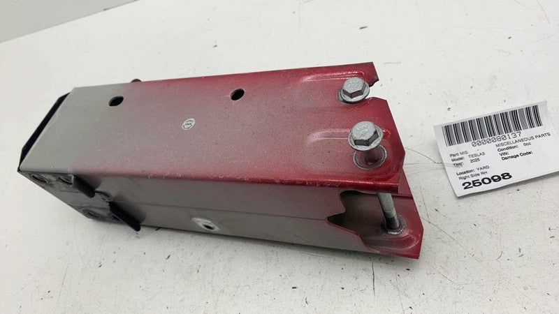 ⭕ 24-25 Tesla Model 3 Front Right Bumper Reinforcement Extension Rail 