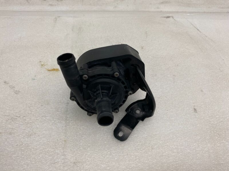 Does Not Apply 2012-2020 Tesla Model S MS Cooling System Pump Motor Inverter Coolant Assembly