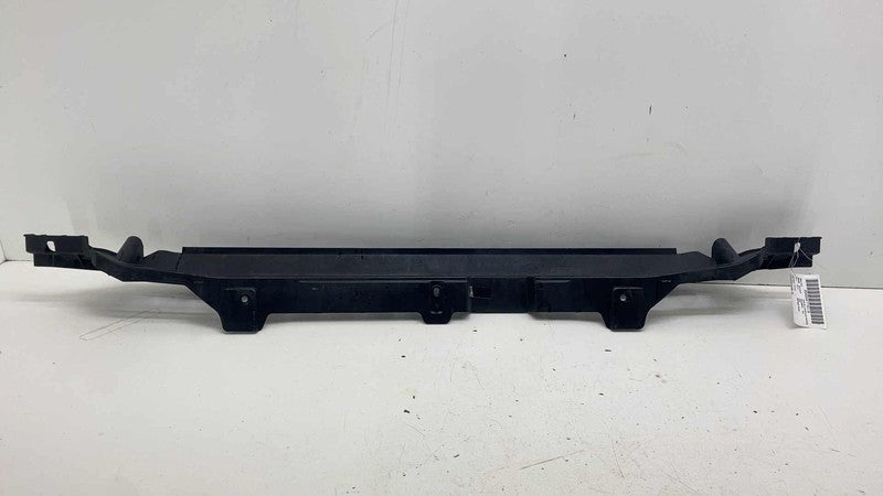 ⭕2014-2017 Range Rover Sport Rear Bumper Center Mount Support Bracket Holder OEM