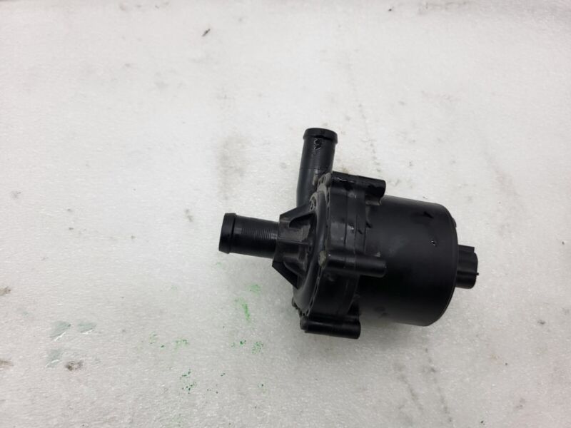 2016-2020 Tesla Model S X Cooling System Auxiliary Water Coolant Pump FWD Assy