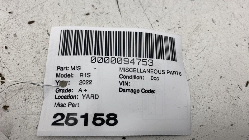 ⭕ 2022 Rivian EDV-700 Amazon Van Body Antenna Cable w/ Housing Plate P