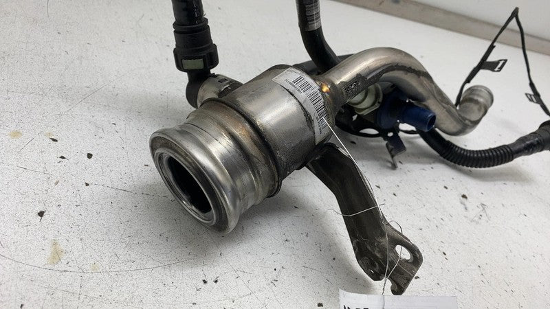 2018 2019 2020 BMW 530e xDrive Fuel Gas Filler Pipe Neck Hose Tube 2.0L Assembly