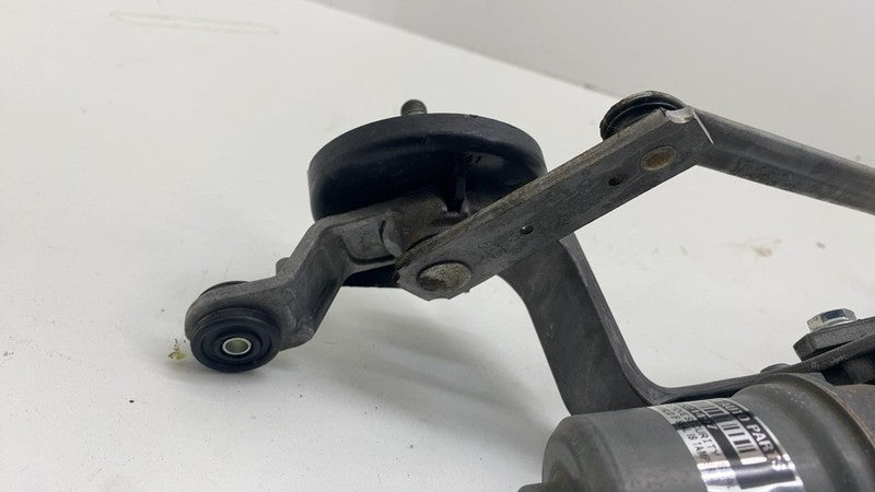 ⭕ 2018-2021 Subaru Crosstrek Front Windshield Wiper Linkage & Motor 86