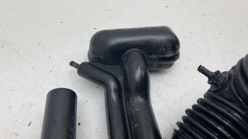 04627065AD ⭕ 2012-2018 Jeep Wrangler Air Cleaner Intake Hose Duct Assembly OEM 04627065AD