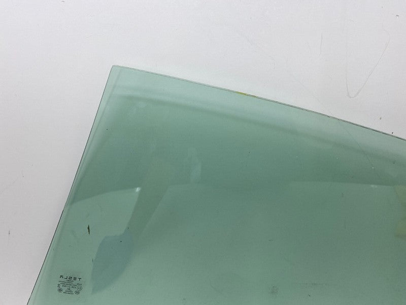 E4 43R-011846 ⭕ 2024 2025 Tesla Model 3 Rear Right Highland Passenger Door Window Glass Double