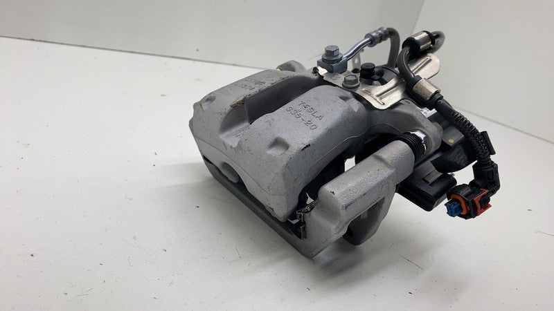 1044624-00-J ⭕ 2017-2025 Tesla Model 3 Rear Right Caliper + Brake Hose Line BASE 1044624-00-J