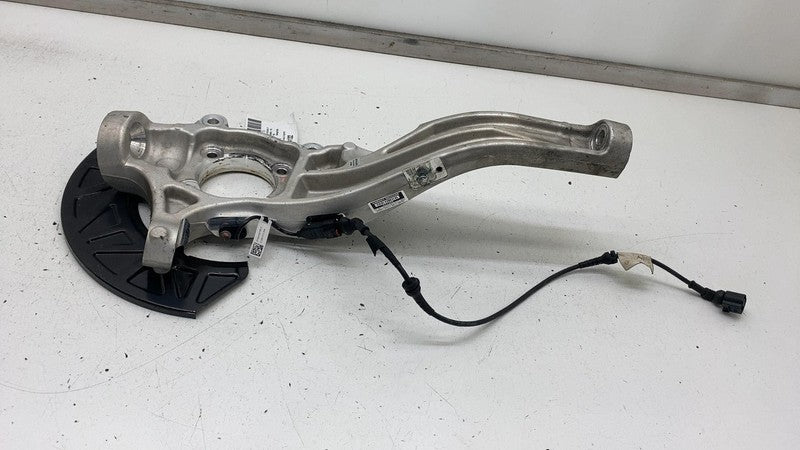 PT00415632 ⭕ 2022-2024 Rivian R1T Front Left Driver Side Spindle Knuckle LH OEM PT00415632