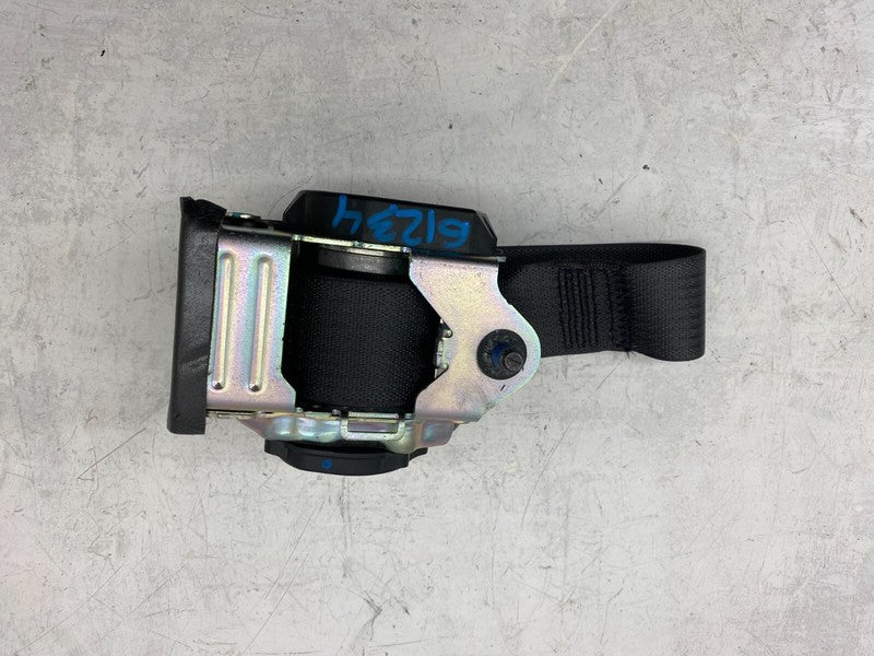 1081281-01-D ⭕17-23 Tesla Model 3 Rear Left or Right 2nd Row Seat Belt Retractor 1081281-91-D