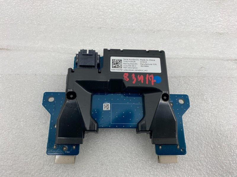 112170000C ⭕ 17-23 Tesla Model 3 Rear Generic USB/AUX Control Unit Hub Module 1121700-00-C