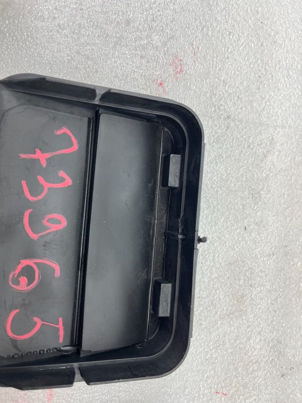 2F2A B280B62 AB ⭕12-20 Tesla Model S Rear Quarter Panel Rubber Flap Extractor Air Vent Grille x2