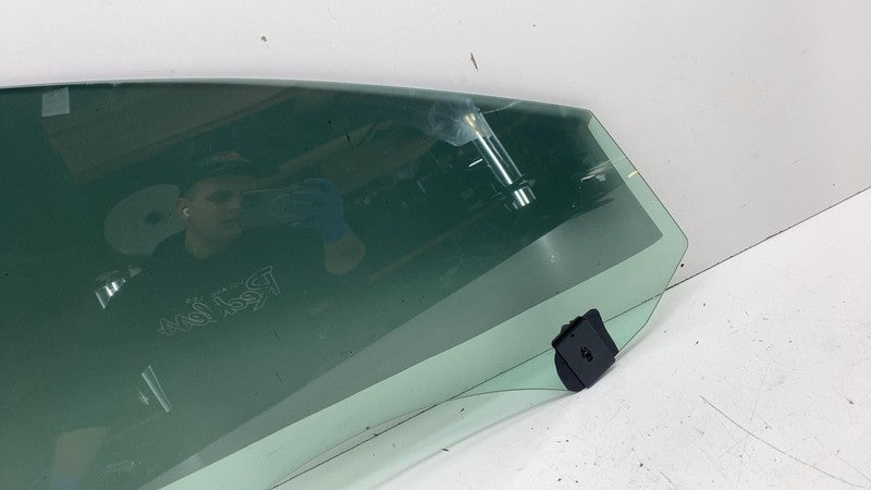 ⭕ 2021-2023 Tesla Model 3 Front Passenger Door Window Glass Right RH D