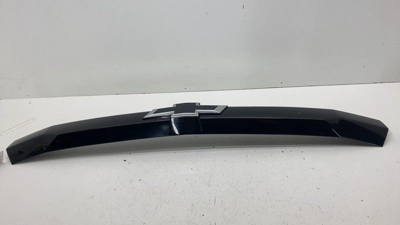 23236369 ⭕ 16-19 Chevrolet Silverado 1500 Front Center Grille Trim w/ Logo Badge 23236369