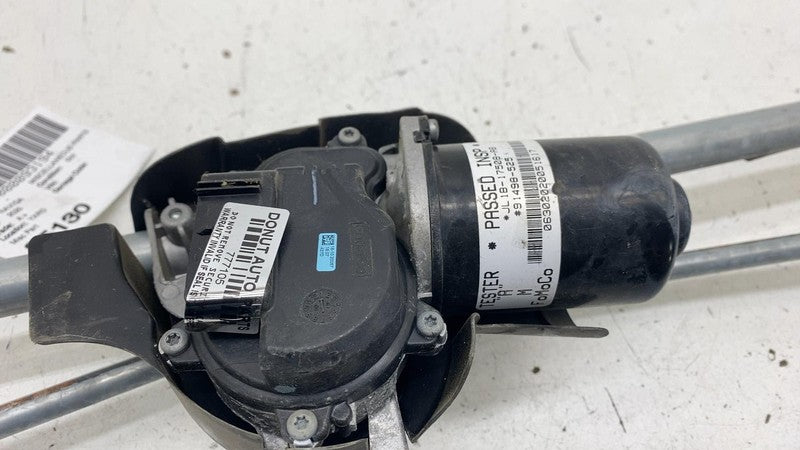 ⭕ 18-24 Lincoln Navigator Front Windshield Wiper Linkage w/ Motor JL1B