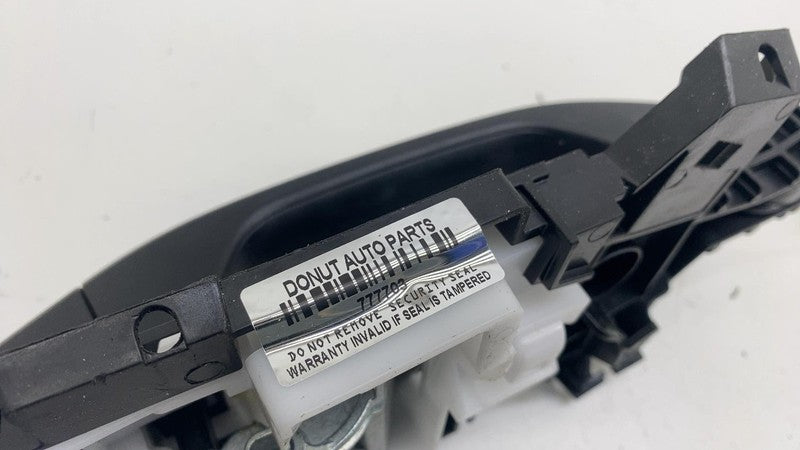 ⭕ 2025 Chevrolet Silverado 1500 Front Passenger Exterior Door Handle Outer Right