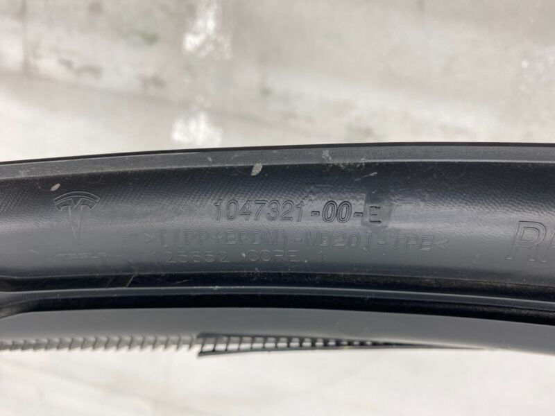 1047321 00 E ⭕ 2016-2020 Tesla Model X Passenger Side Liftgate Trough Trim Right 1047321-00-E
