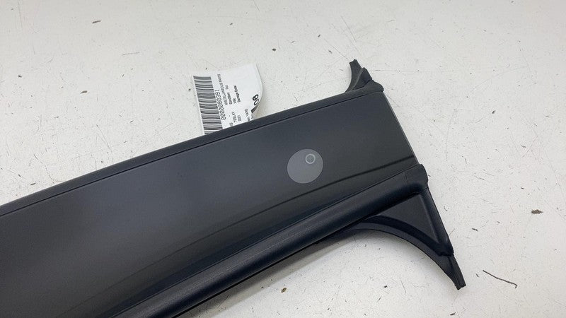 151625800E ⭕ 20-23 Tesla Model Y Passenger Exterior B-Pillar Applique Trim w/ Camera Right