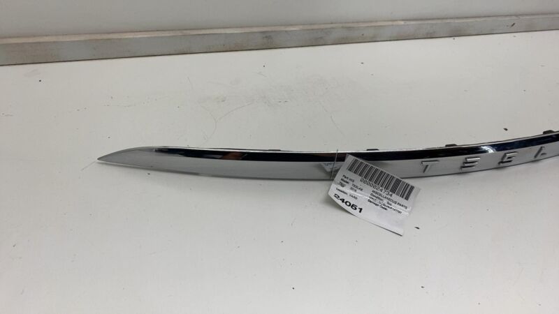 1035369 00 D ⭕16-20 Model X Rear Trunk Lid Liftgate Applique Chrome Trim Molding 1035369-00-D