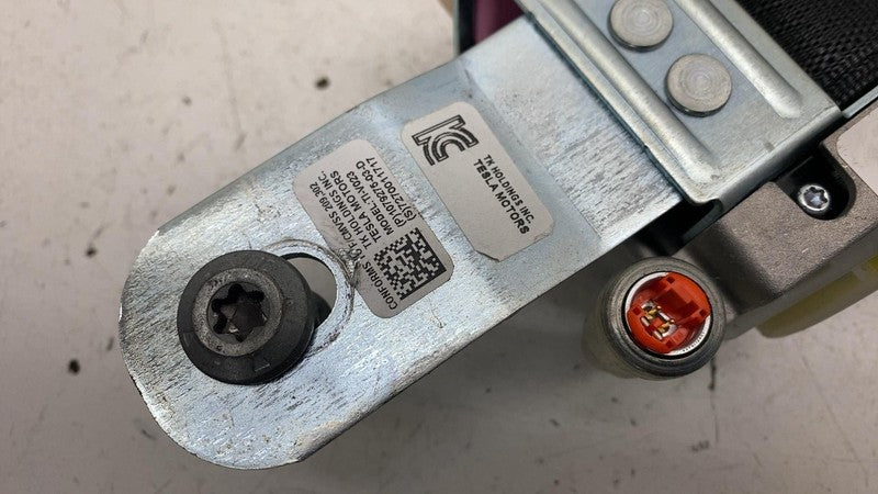 ⭕ 2016-2020 Tesla Model S Front Left 1st Row Seat Belt & Retractor 107