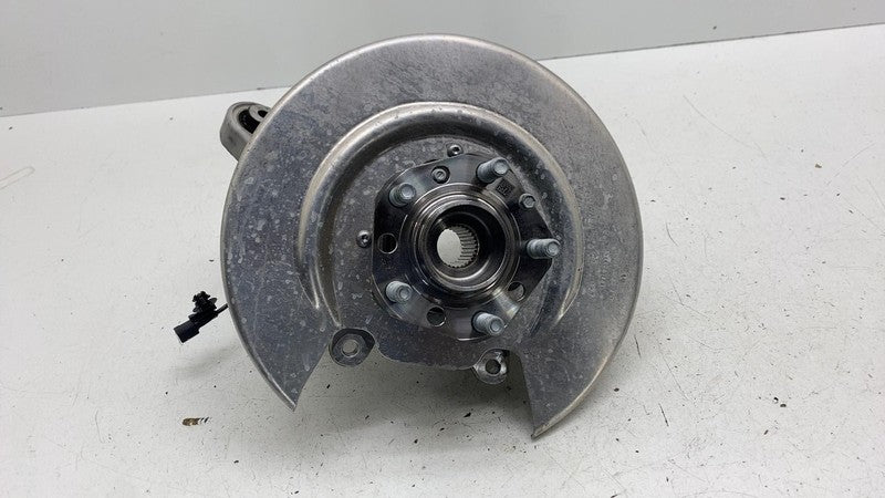 ⭕ 2025-2026 Model Y Rear Left Spindle Knuckle + Hub (142mm Driven) 218