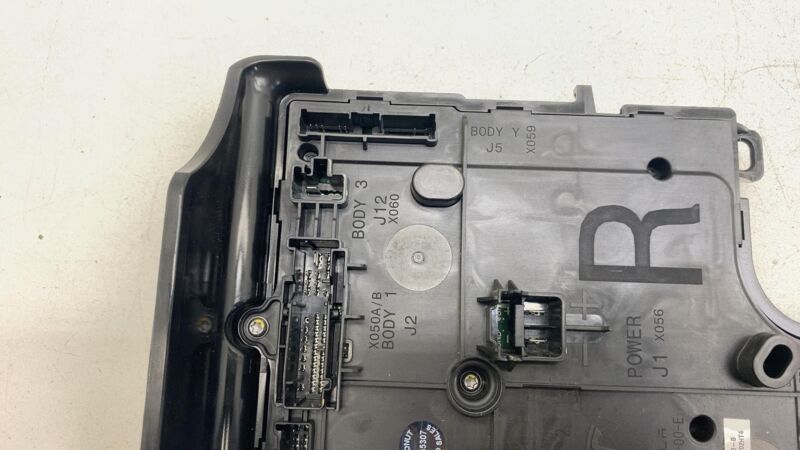 149784800E 17-23 Model Y 3 Front Right Body Controller ECU (5-Seat Type) Gen 3 1567454-00-B