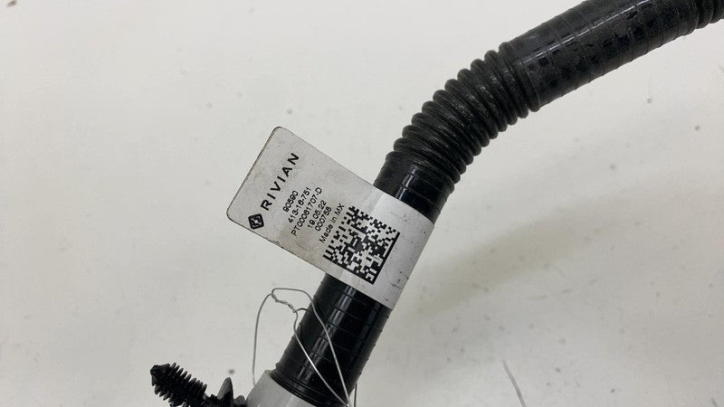 PT00061707D ⭕22-24 R1T R1S Drive Unit Motor Engine Powertrain Pump Coolant Hose PT00061707-D