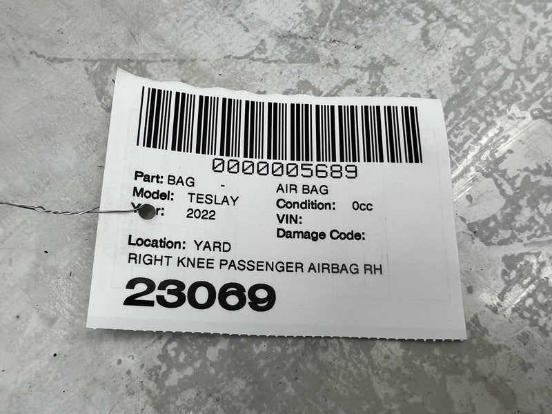 1077826-00-D ❇️17-23 Tesla Model Y 3 Right Knee Airbag Passenger Safety Module RH OEM 1077826
